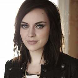 Эми Макдональд