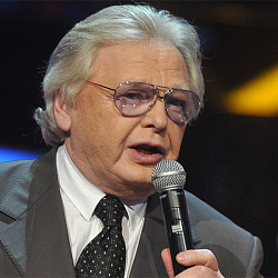 Юрий Антонов