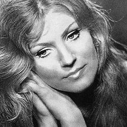 Анна Герман