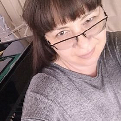 Елена Коновалова