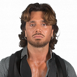 Аслан Ахмадов