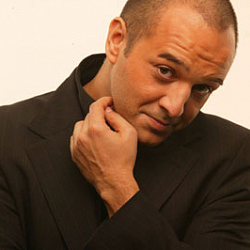 Омар Эйкрам