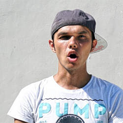 Антон Шаплин